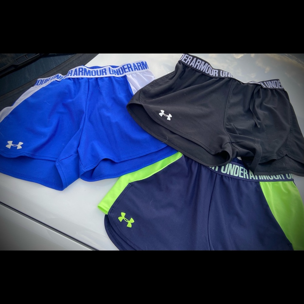 3 Pair Women’s Under Armour athletic shorts SZ Med